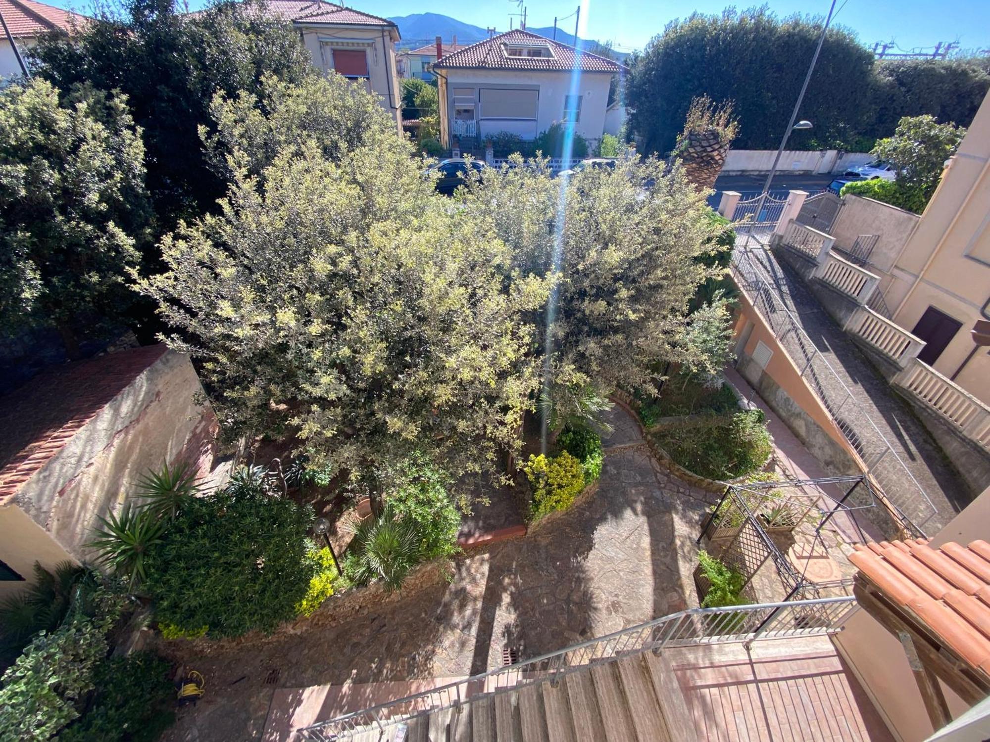 Villa Il Boschetto Сан-Винченцо Экстерьер фото