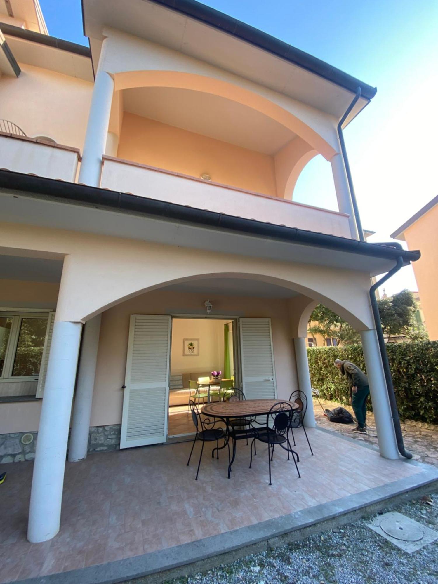 Villa Il Boschetto Сан-Винченцо Экстерьер фото